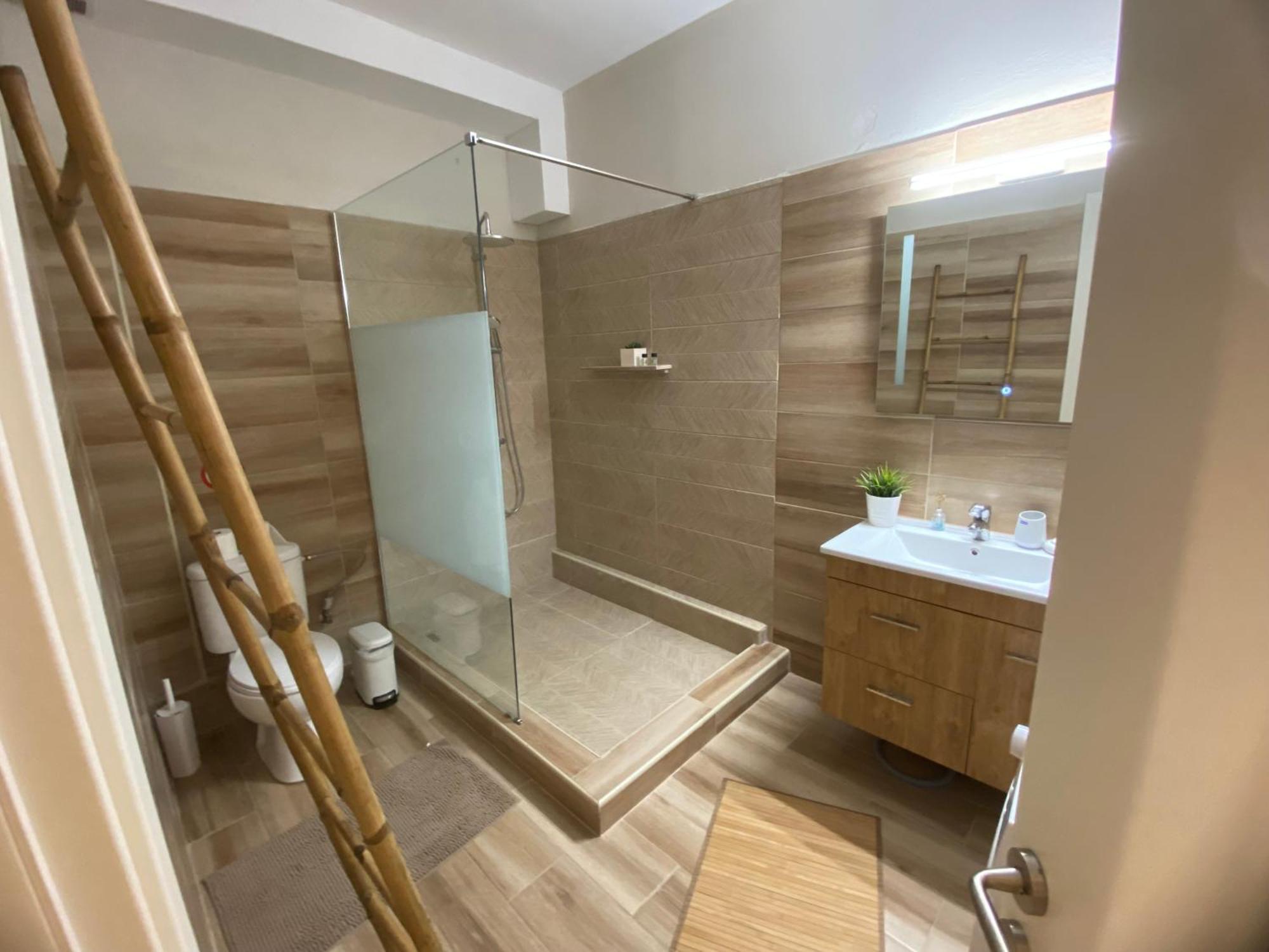 Lmj Apartments Ártemida Kültér fotó